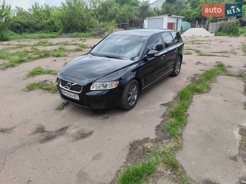 Volvo V50 (2010)