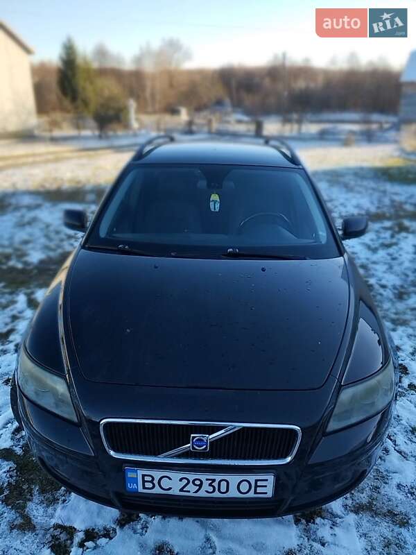 Volvo V50 (2005)