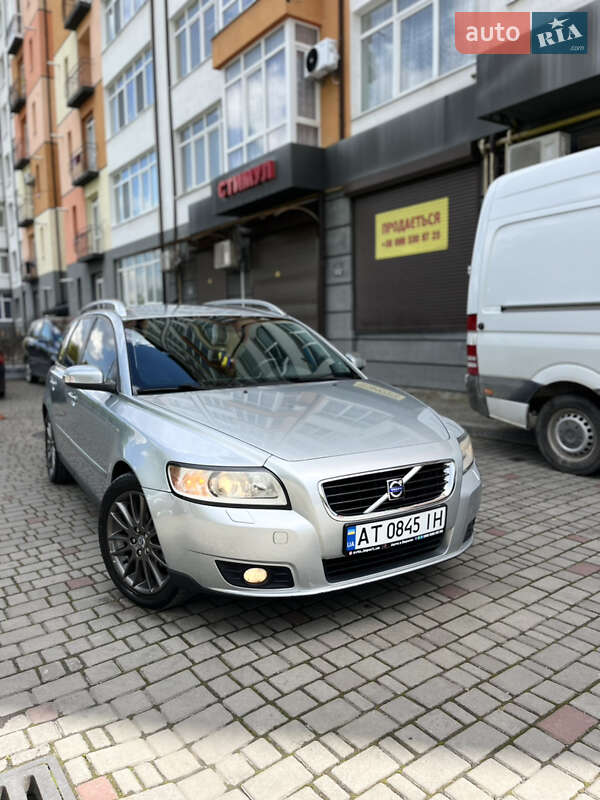 Volvo V50 (2007)