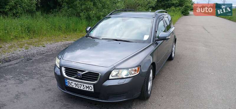 Volvo V50 (2010)