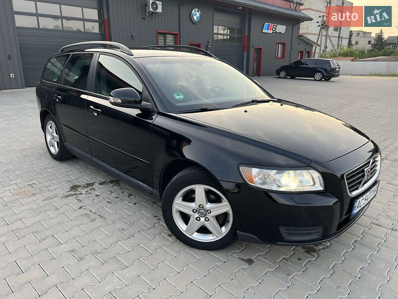Volvo V50 (2009)