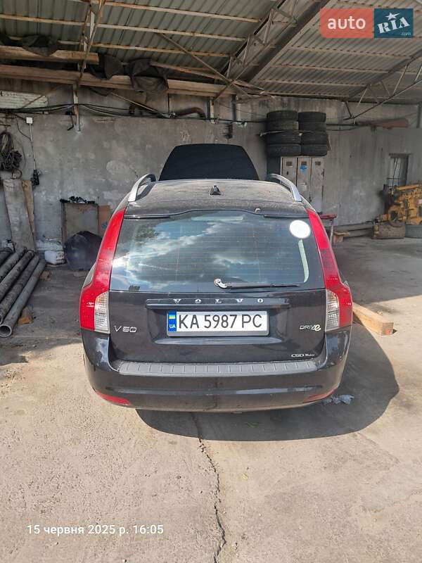 Volvo V50 (2011)
