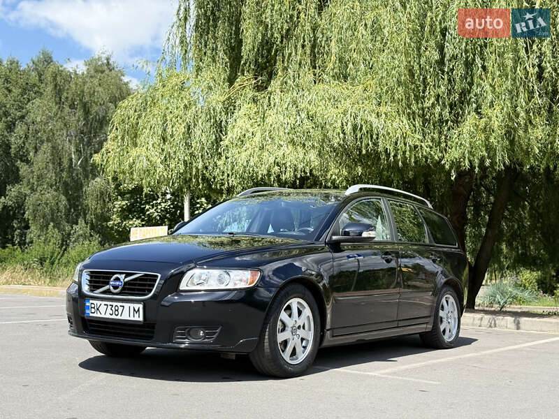 Volvo V50 (2011)