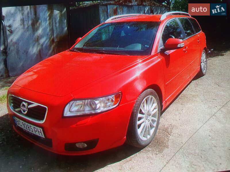 Volvo V50 (2011)