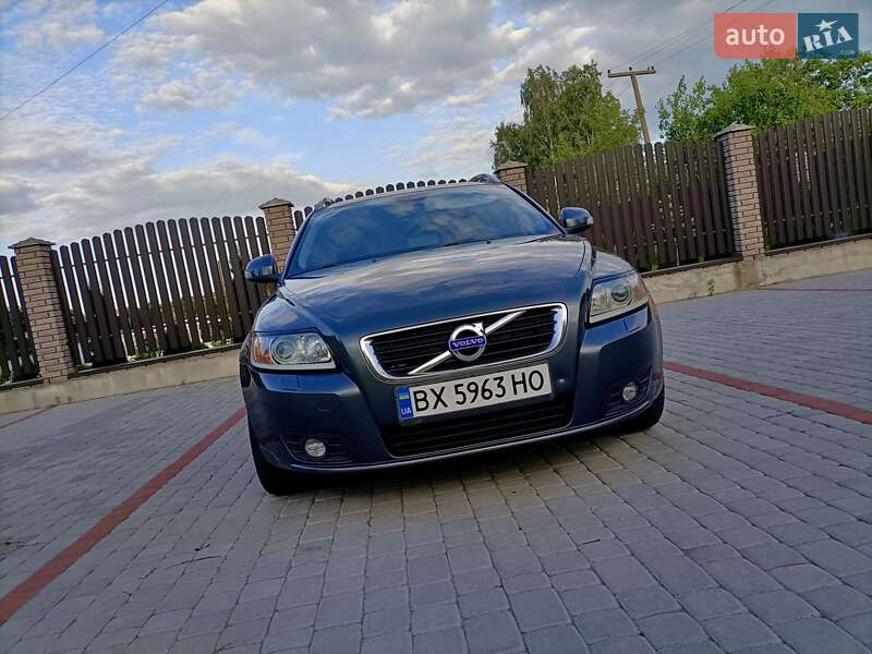 Volvo V50 (2011)