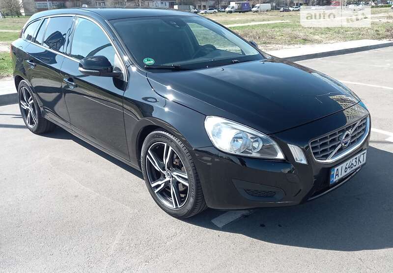 Volvo V60 (2011)
