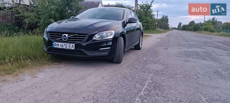 Volvo V60 (2014)