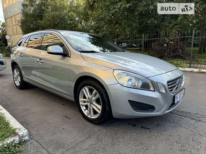 Volvo V60 (2011)