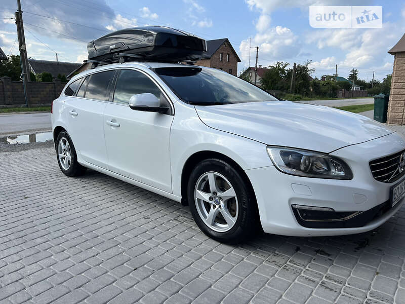 Volvo V60 (2015)