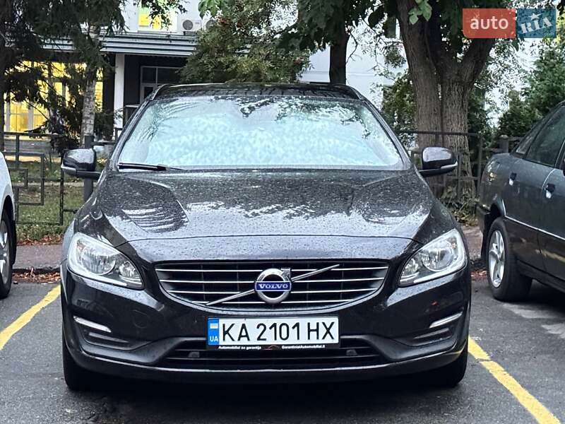 Volvo V60 (2015)