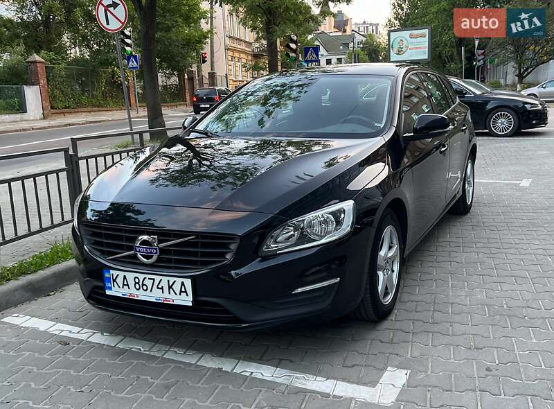 Volvo V60 (2017)