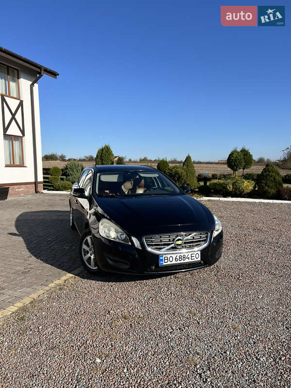 Volvo V60 (2012)