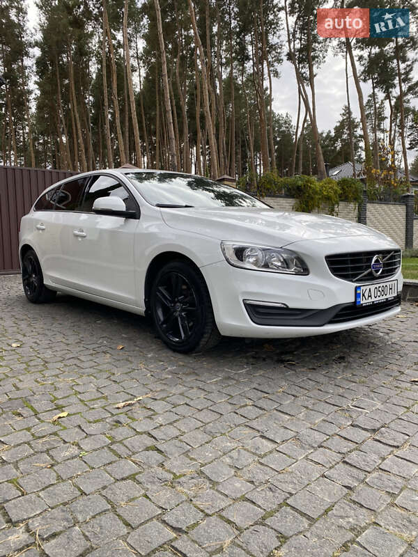 Volvo V60 (2016)