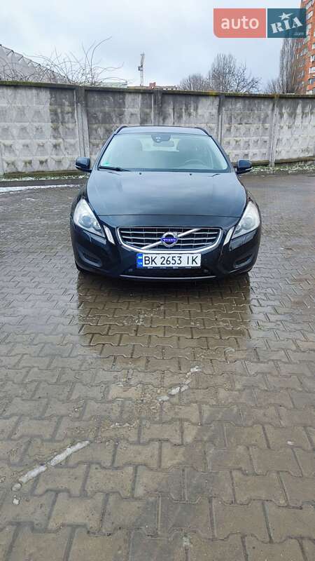 Volvo V60 (2011)