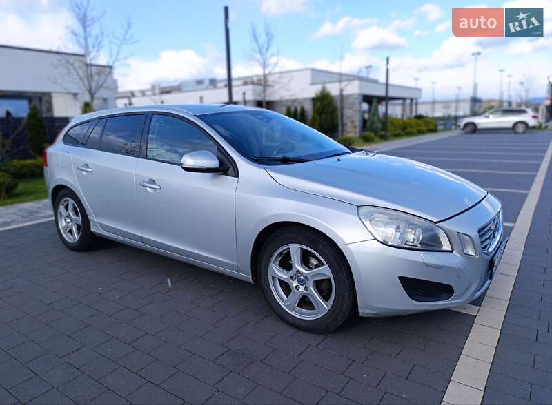 Volvo V60 (2011)