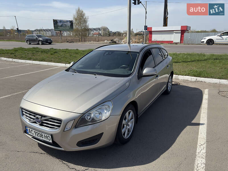 Volvo V60 (2011)