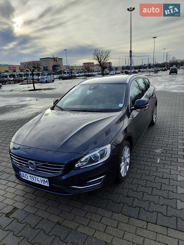 Volvo V60 (2014)