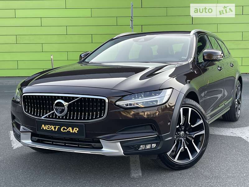 Volvo V90cc (2017)