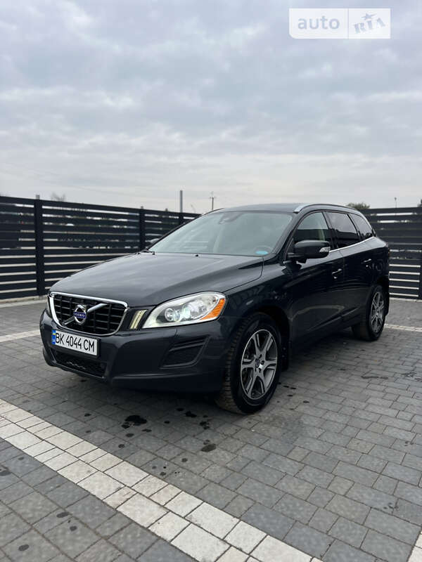 Volvo Xc60 (2011)