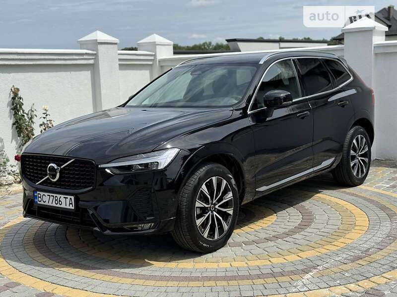 Volvo Xc60 (2022)