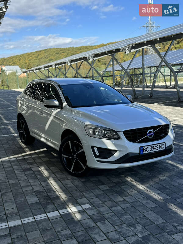 Volvo Xc60 (2015)