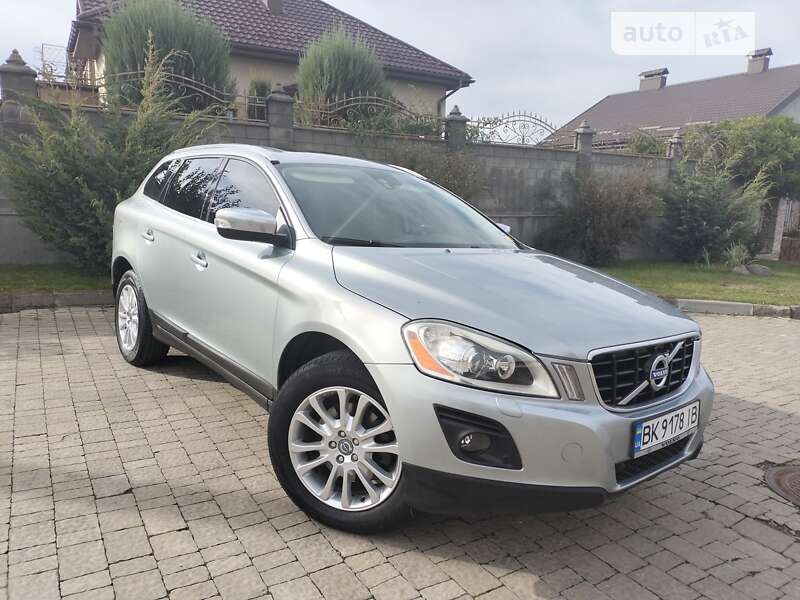 Volvo Xc60 (2010)