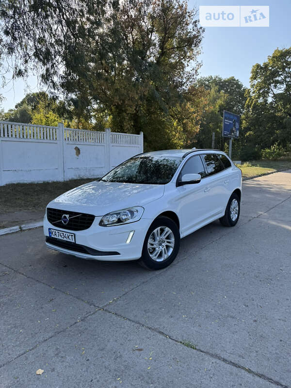 Volvo Xc60 (2016)