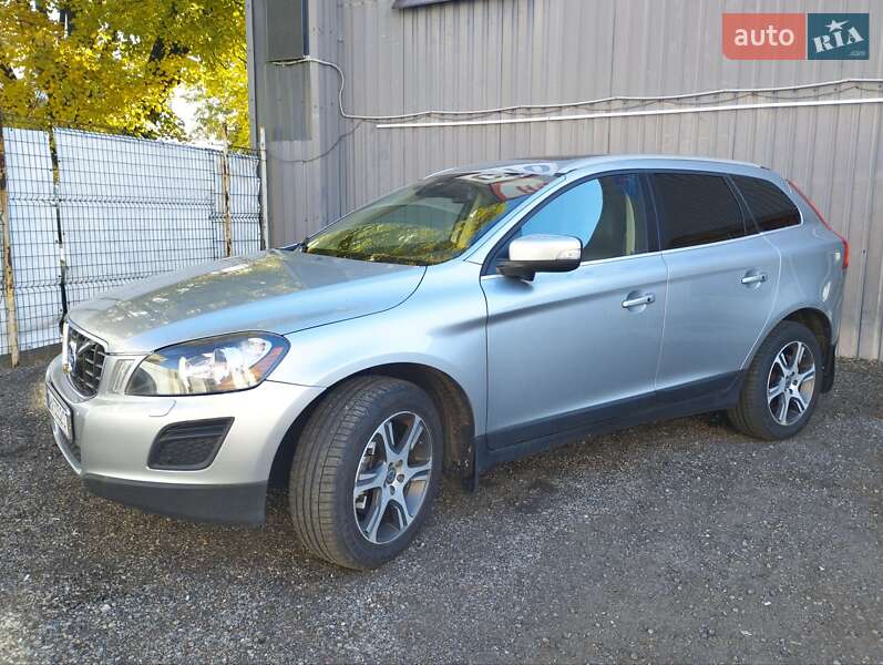 Volvo Xc60 (2012)