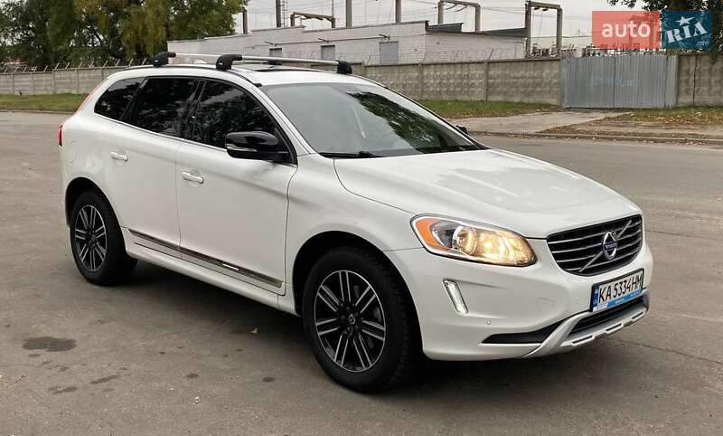 Volvo Xc60 (2017)