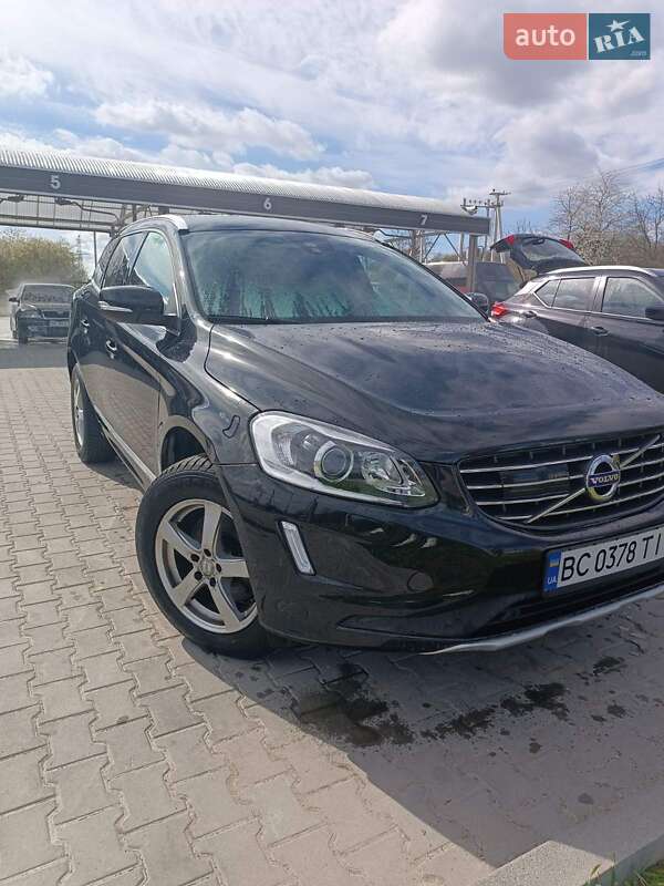 Volvo Xc60 (2015)