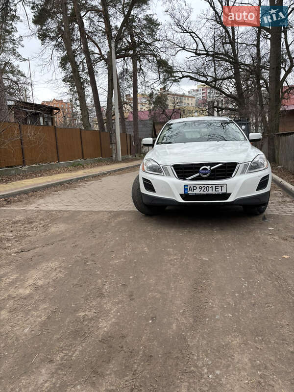 Volvo Xc60 (2011)