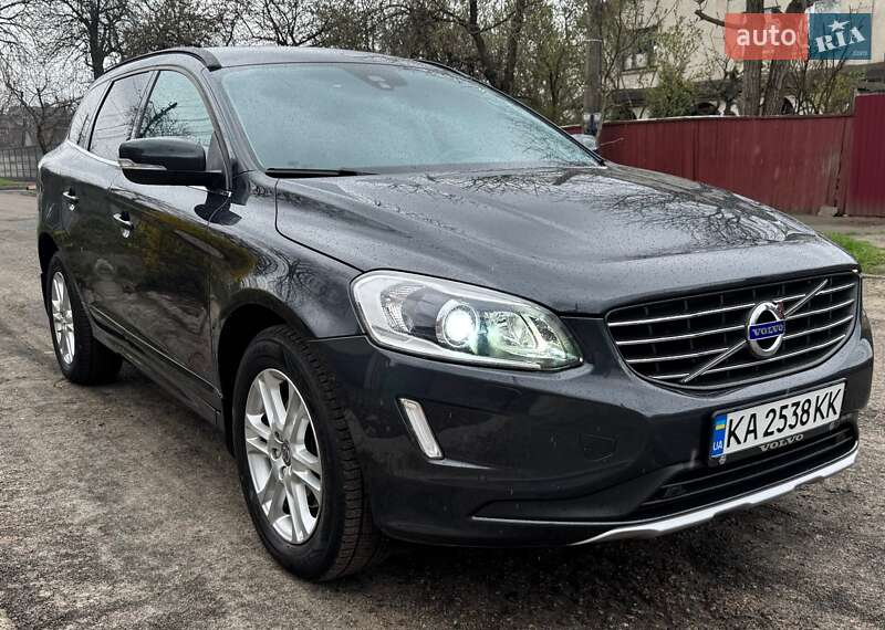Volvo Xc60 (2015)