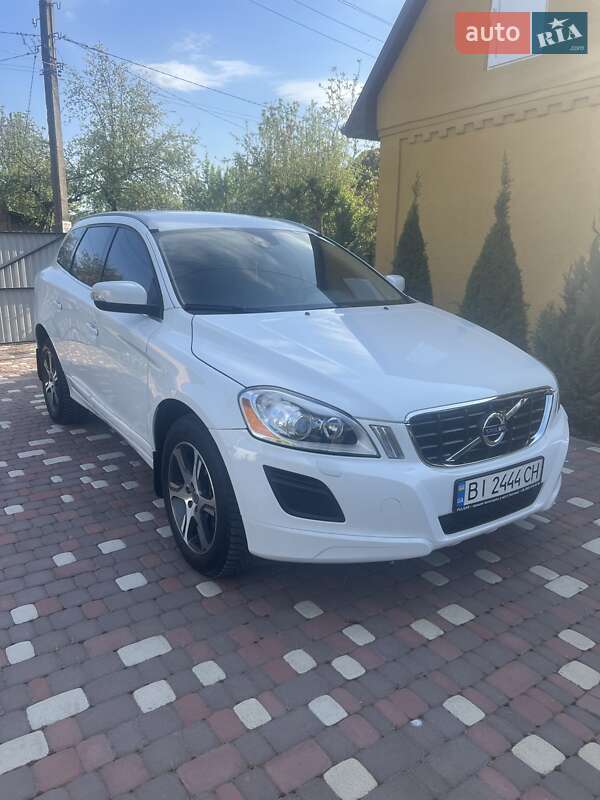 Volvo Xc60 (2013)