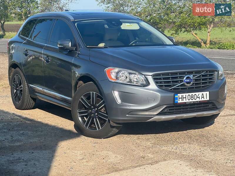 Volvo Xc60 (2015)