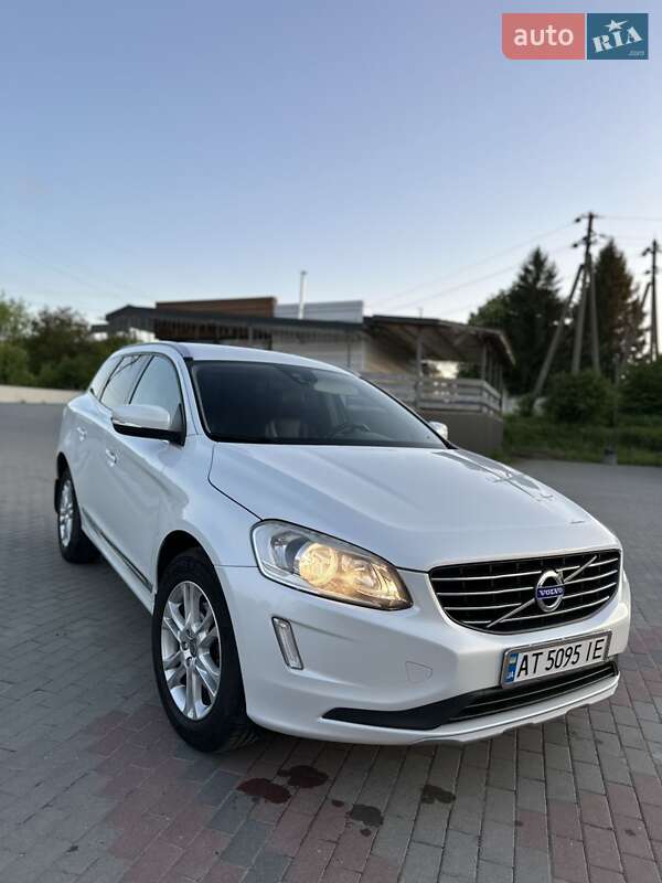 Volvo Xc60 (2015)