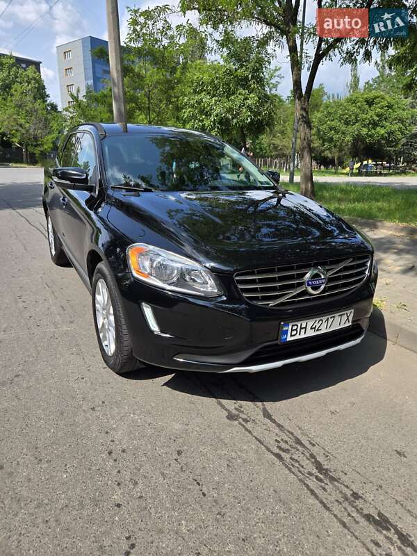 Volvo Xc60 (2015)