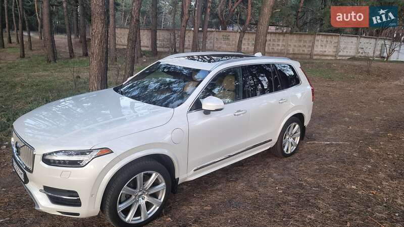 Volvo Xc90 (2016)