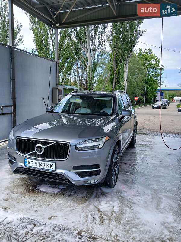 Volvo Xc90 (2016)
