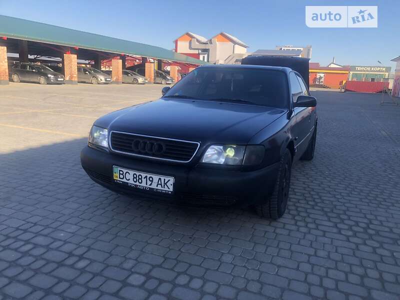 Audi 100 (1992)