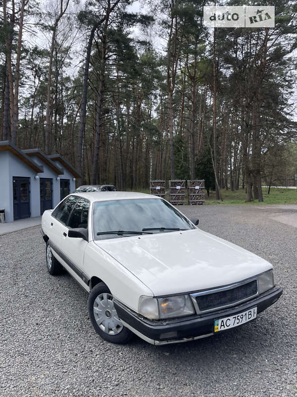 Audi 100 (1989)