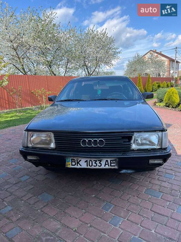 Audi 100 (1987)