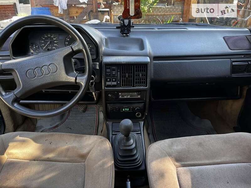 Audi 100 (1986)