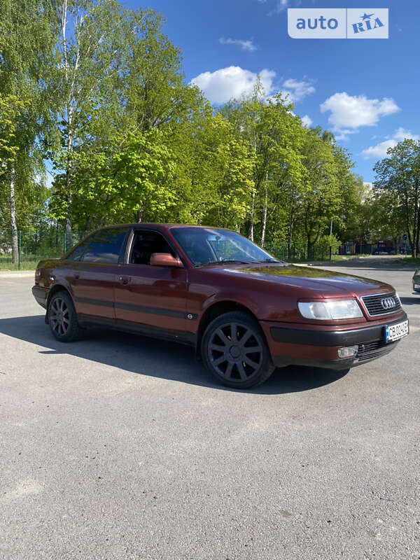 Audi 100 (1992)