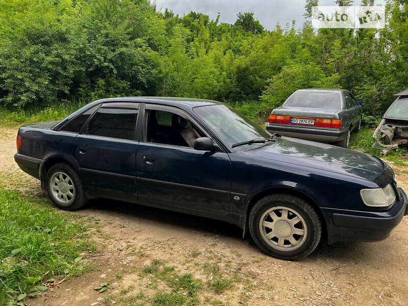 Audi 100 (1992)