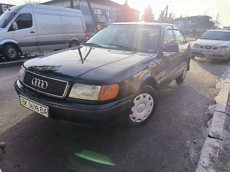 Audi 100 (1993)