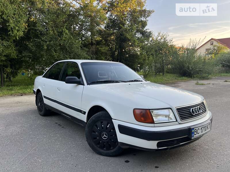 Audi 100 (1993)