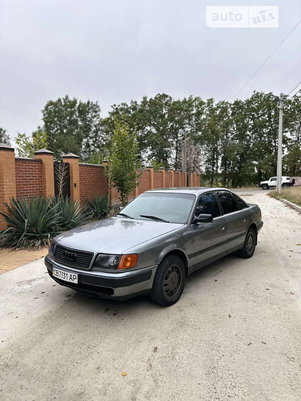 Audi 100 (1990)