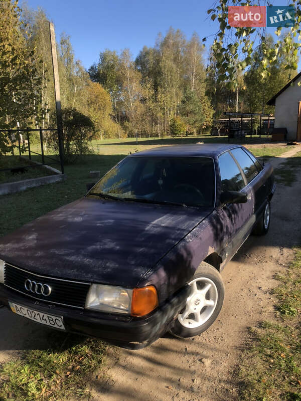 Audi 100 (1988)