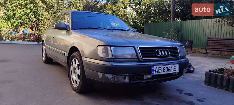 Audi 100 (1992)