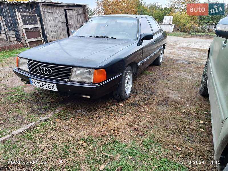 Audi 100 (1986)